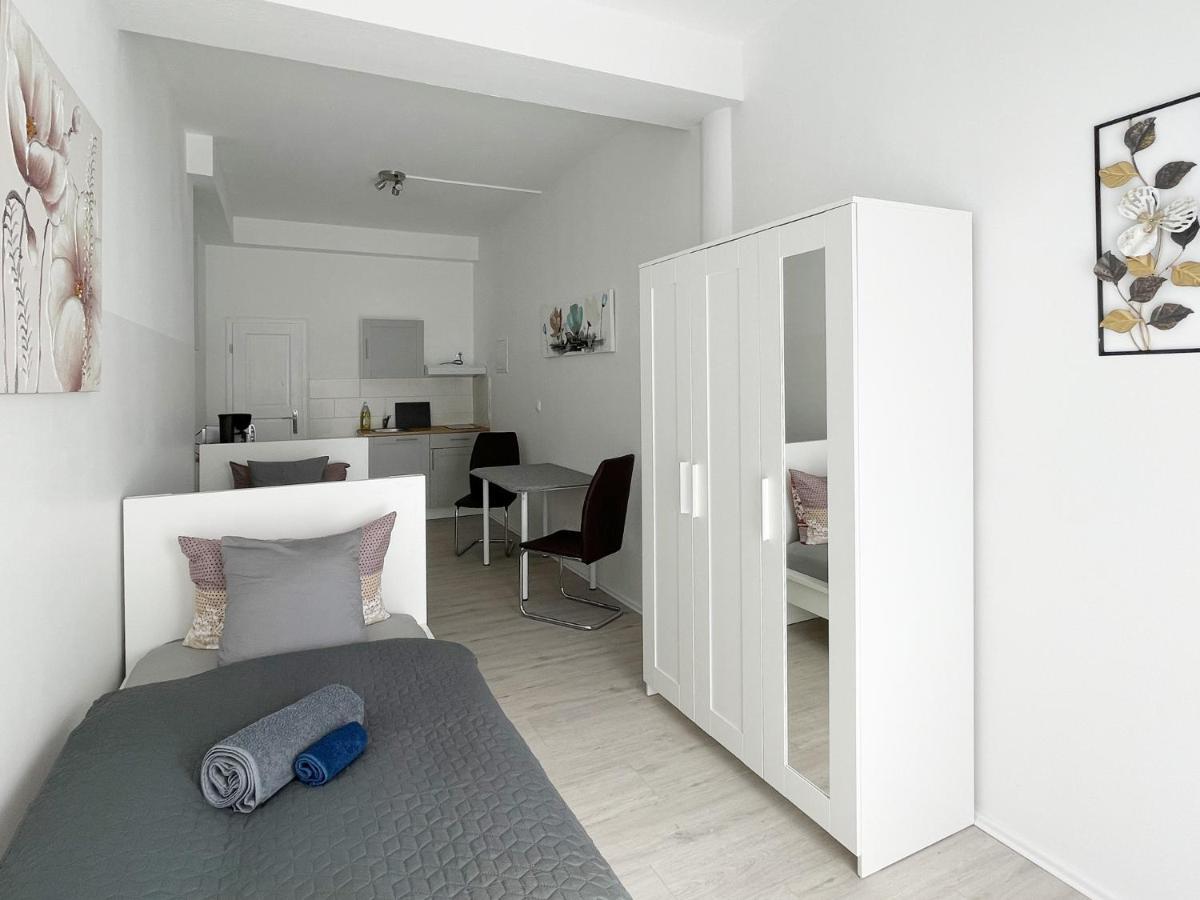 Schwanenburg Apartments Kolonie Rontgental Exterior photo